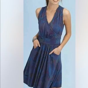 FRESH PRODUCE BRIGHT BOTANICAL LILY DRESS. SIZE S